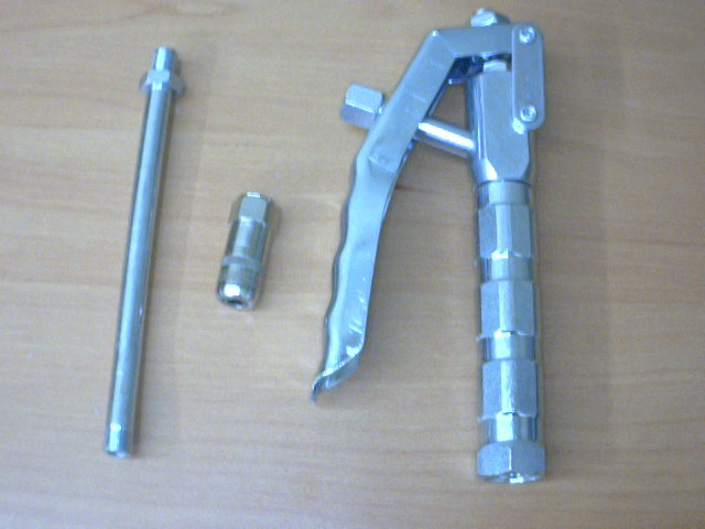 PISTOLA PARA GRASA CON TUBO RIGIDO