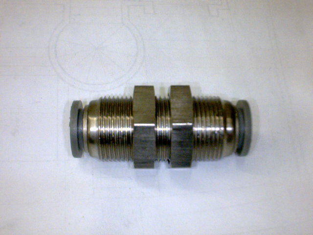 CONECTOR PASAMUROS RECTO 1/4