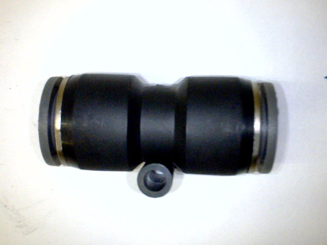 CONECTOR RECTO TUBO A TUBO 3/8