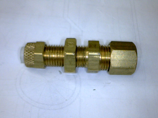 BULKHEAD UNION  POLI-GATES  A COMPRESION