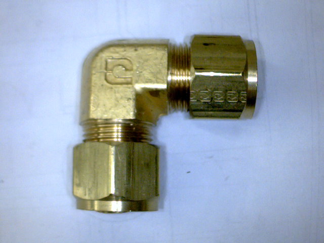 CODO 90G UNION TUBO A TUBO