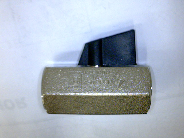 VALVULA MINIATURA HEMBRA 1/4 NPT